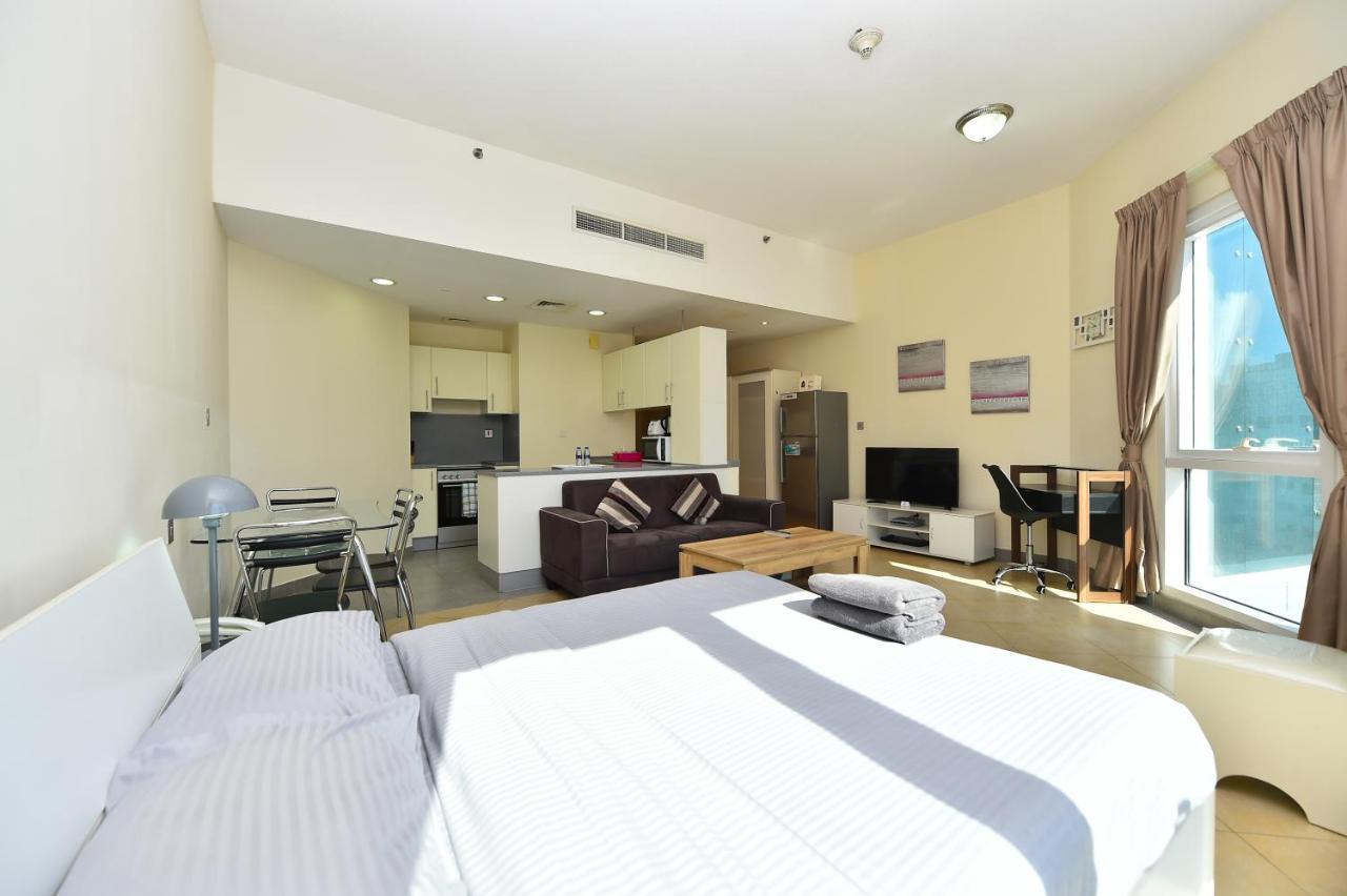 Apartment Luxury Escapes - Relaxing Furnished Near Dic Metro, Barsha Heights *
