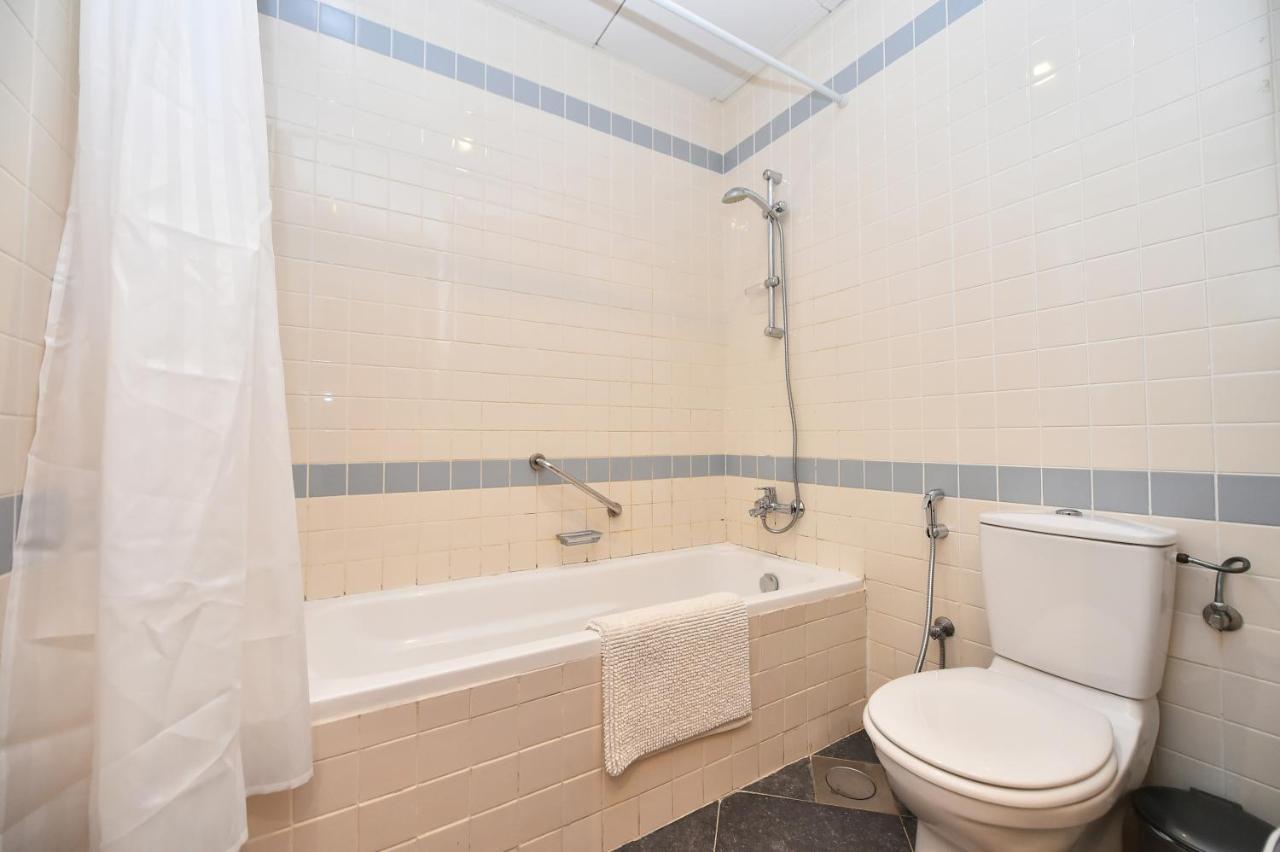 Apartment Luxury Escapes - Relaxing Furnished Near Dic Metro, Barsha Heights Dubai